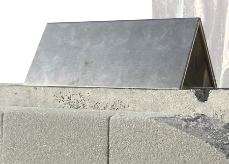 Turf-Inspired Habitat Using Local Stone and Reinforced Concrete for Sustainable Leisure