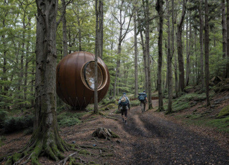 Spherical Home Featuring Natural Fiber Panels and Metal Cladding for Compact Living