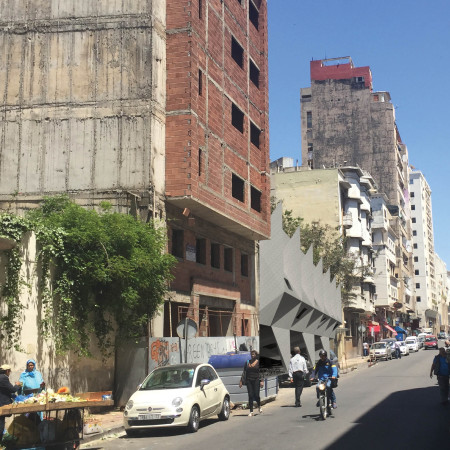 Light Play and Natural Stone Form a Community Space Anchored in Collective Memory
