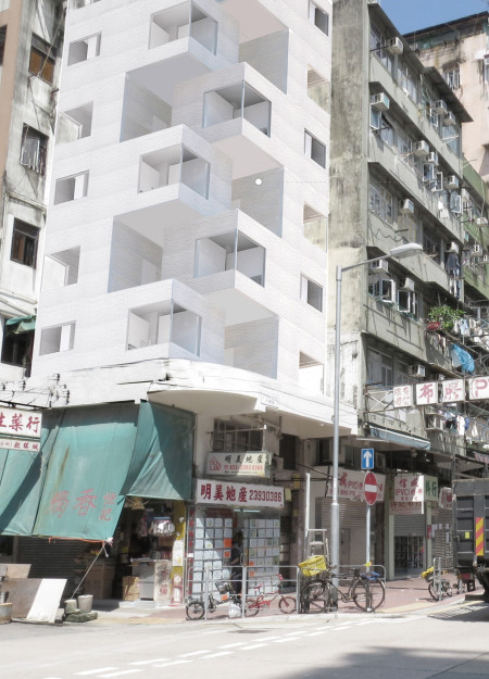 Reconfigurable Living Spaces Featuring Moving Walls and Sustainable Materials in Compact Urban Design