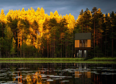 A Modular and Eco-Friendly Rest Stop for Cyclists and Travelers