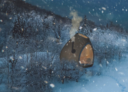 Curved Windows and Plywood Layers Create a Mindful Retreat