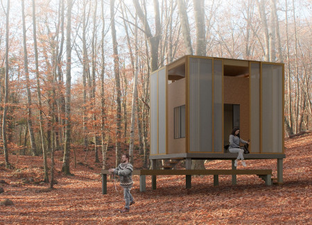 Telescoping Polycarbonate Panels Enclosing a Central Bay Window Residence