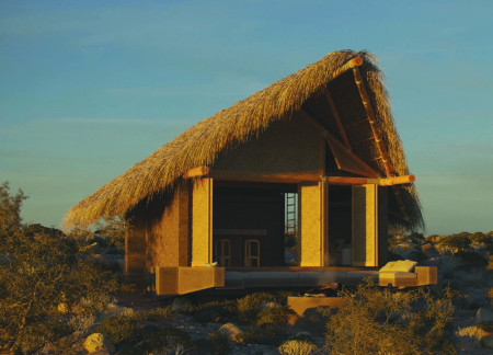 Cantilevered Living Space Optimizing Local Materials and Compact Footprint