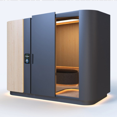 Ultraviolet-Cleaned Retreat Featuring Photovoltaic Energy Integration