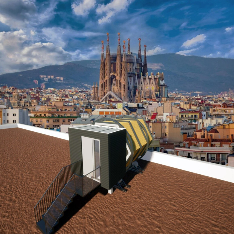 Rotating Living Spaces Constructed from Kingspan Quadcore Panels and Steel Frame in Compact Urban Setting