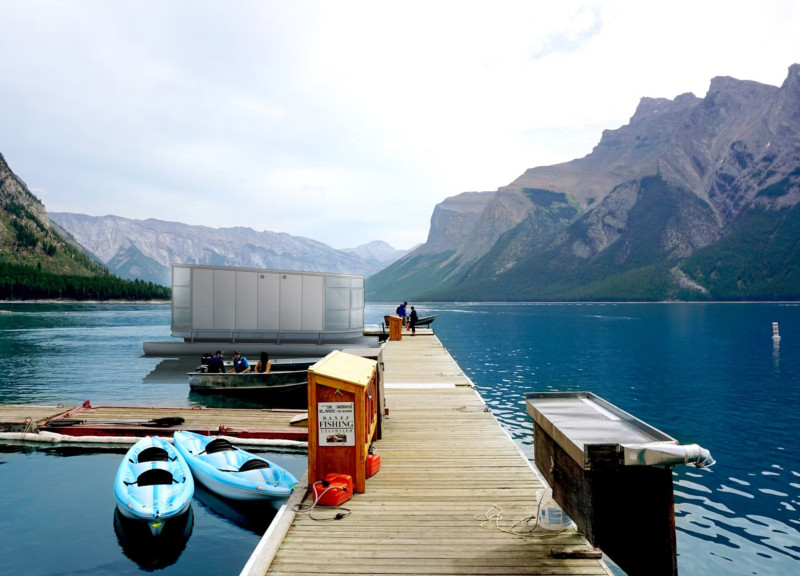 Buoyant Living Spaces Constructed with EPS Floaters and Energy-Efficient Solar Integration