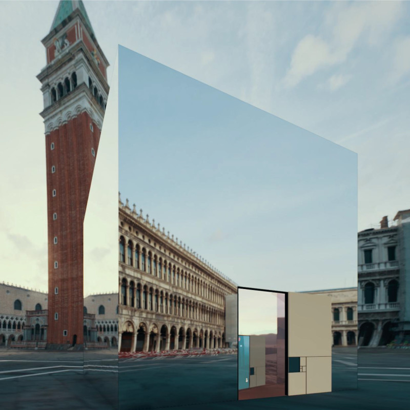 Reflective Facade and Non-Euclidean Geometry Enabling Immersive Spaces in Historical Context