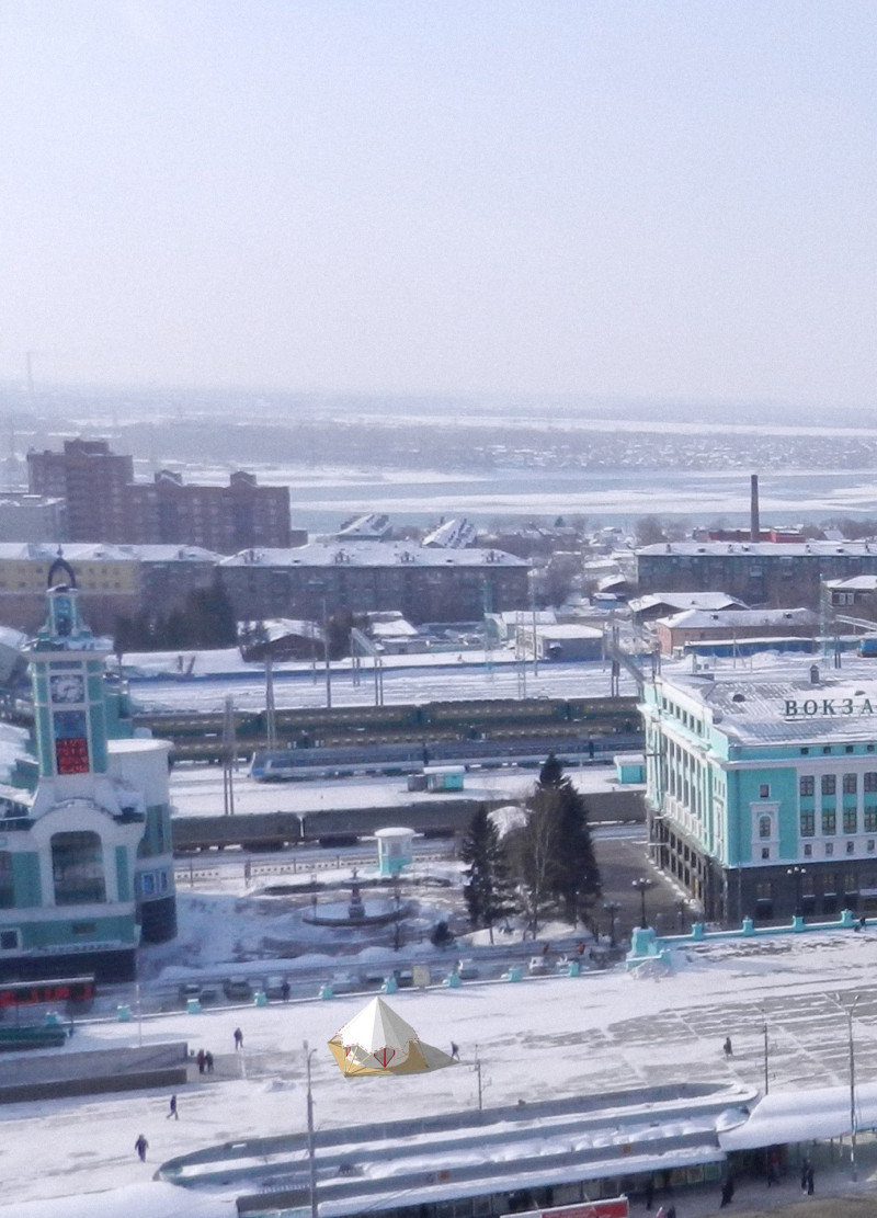 Conical Structure Reflecting Nomadic Heritage Crafted with Siberian Larch and Advanced Insulation Techniques