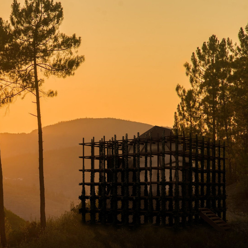 Translucent Polycarbonate Retreat Embracing Natural Elements in a Serene Valley